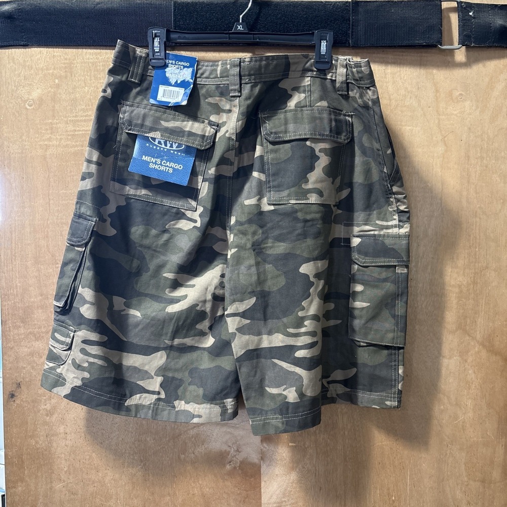 Rugged Wear Camo Camouflage Cargo Shorts  Size 42 Style ( NWT)